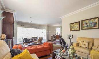 Imagem 5: Apartamento reformado, andar alto, bem iluminado e ventilado. Excelente oportunidade!