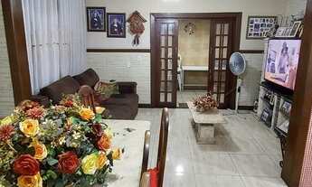 Imagem 4: Casa à Venda com 4 banheiros, 4 quartos, garagem com churrasqueira, vaga para 3 carros e t