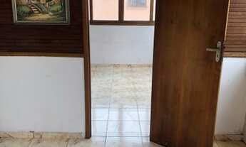 Imagem 3: Casa de madeira em Costa Azul