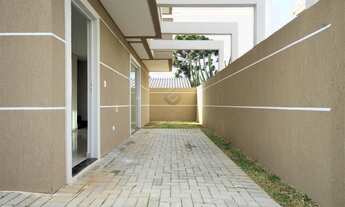 Imagem 4: Sobrado novo no Cajuru, com 125m², 3 quartos sendo uma suíte e 2 vagas de garagem