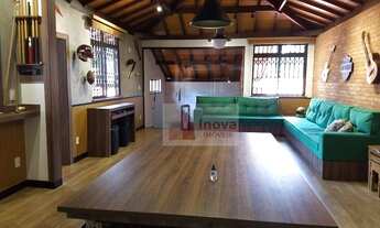 Imagem 3: Linda Casa com 4 qtos/suíte/2 vagas à venda, 207 m² por R$ 900.000 - Paineiras - Juiz de F