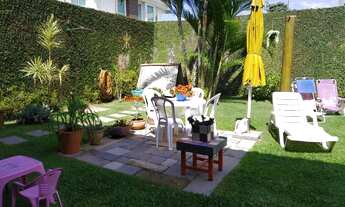 Imagem 2: Casa a venda em Pedra Branca com 200 metros e 3 quartos com muita luz natural e paisagismo