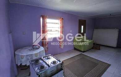 Imagem 7: VOGEL IMÓVEIS VENDE CASA NO BAIRRO DA MANTEIGA DE 2 DORMITÓRIOS