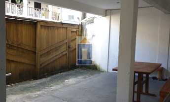 Imagem 2: Casa terrea com 3 Quartos, varanda 2 garagens vizinha ao colegio Lince