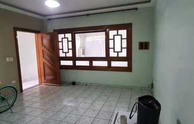 Imagem 5: Sobrado para venda tem 256 metros quadrados com 3 quartos em Guilhermina - Praia Grande