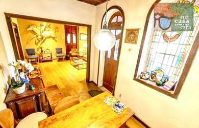 Imagem 4: Charmosa casa! Casa com 4 dormitórios