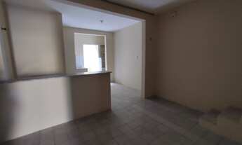 Imagem 5: Casa para venda possui 120 metros quadrados com 3 quartos em Parquelândia - Fortaleza - Ce