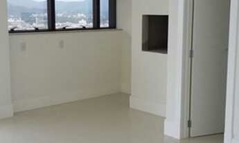 Imagem 3: Apartamento no edifício Merithamon com 3 suítes à venda no Centro de Balneário Camboriú/SC