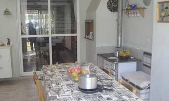 Imagem 7: SOBRADO com 4 dormitórios à venda com 279m² por R$ 1.200.000,00 no bairro Hugo Lange - CUR