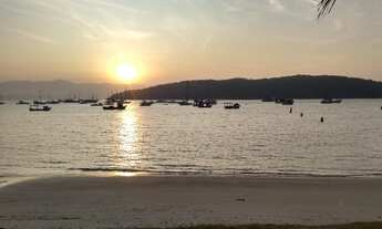 Imagem: Casa em Porto Belo, ainda disponível para