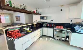 Imagem 4: Casa para venda tem 245 metros quadrados com 5 suítes