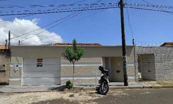 Imagem 2: Casa para aluguel, 3 quartos, 1 suíte, 2 vagas, Jardim Holanda - Uberlândia/MG