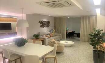 Imagem 3: Apartamento com 4 Quartos e 4 banheiros à Venda, 200 m² por R$ 2.500.000