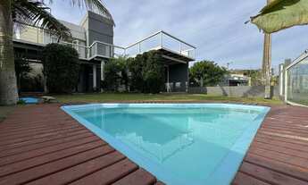 Imagem 3: Barbada - Sobrado para venda com 200 metros quadrados - 3 quartos junto ao mar - Capão da