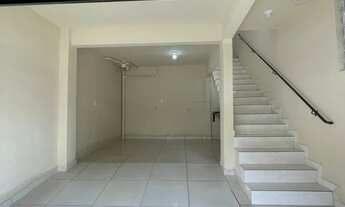 Imagem 4: Aluga-se casa independente recém-reformada com garagem no Aarão Reis