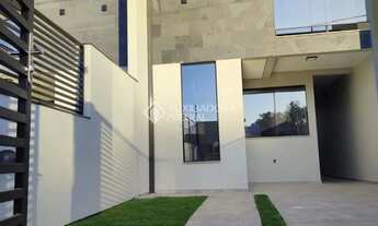 Imagem 2: SOBRADO DE ALTO PADRÃO 102 M2, 3 DORMITÓRIOS , 3 BANHEIROS, CHURRASQUEIRA, 2 VAGAS NA GARA