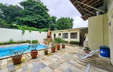 Imagem 4: LINDA CASA COM PISCINA A VENDA EM BARUERI