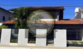 Imagem 2: Casa para Venda em Vitória, Mata da Praia, 5 dormitórios, 1 suíte, 4 banheiros, 4 vagas