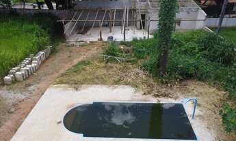 Imagem: Casa em construção com piscina!