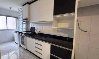 Imagem 2: Apartamento com 3 dormitórios sendo 1 suíte à venda, 79,00 m² por R$ 450.000,00 - Centro