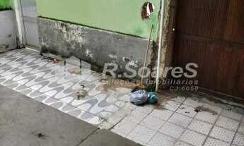Imagem 4: Casa de dois quartos na rua Tabelião Luiz Guaraná Realengo