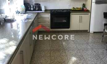 Imagem 7: Sobrado em Rua Amaury de Oliveira e Silva - Jardim Tarumã - Londrina/PR