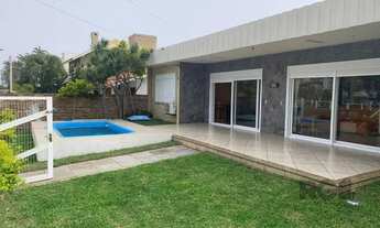 Imagem 2: Casa com 6 dormitórios em Atlântida