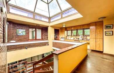 Imagem 2: Casa à venda Rua Teixeira de Carvalho, Medianeira - Porto Alegre