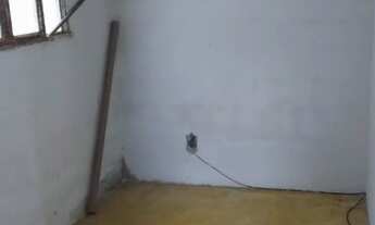 Imagem 6: Casa em Santa Maria: Vende ou Aluga. 2 Quartos, Sala Ampla e Excelente Quintal