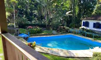 Imagem 4: Mini Sitio em cond. fechado, e se localiza a 3 km do P. Nacional da Serra dos órgãos