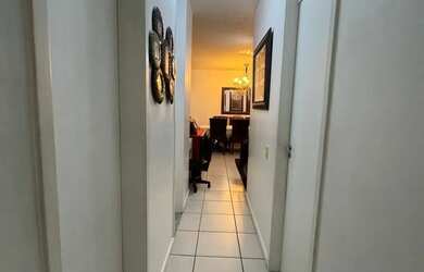 Imagem 7: Apartamento à venda com 3 quartos, 1 suite, 1 vaga e 2 banheiros