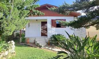 Imagem: Casa de 03 dormitórios no Bairro São Roque