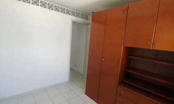 Imagem 2: Ampla Kitnet, do tamanho de um apartamento de 1 dormitório, localizado a apenas 2 quadras