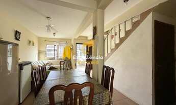 Imagem 6: Sobrado perto do mar