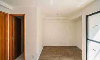 Imagem 3: Studio Rooftop na Rua Padre Café - disponível para venda