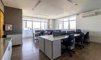 Imagem 5: CONJUNTO/COMERCIAL para alugar com 271.61m² por R$ 6.000,00 no bairro Centro - CURITIBA