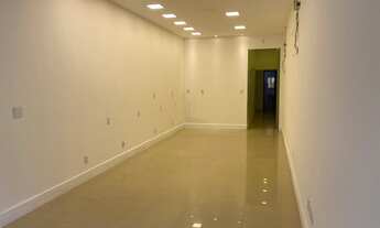 Imagem 5: Loja com sobreloja na Rua Teixeira de Gouvêa, Centro de Macaé (DIRETO C/ O PROPRIETÁRIO!!