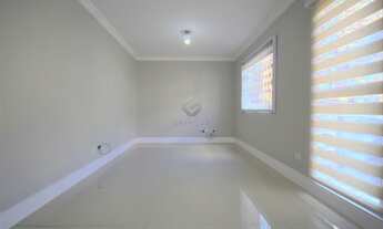 Imagem 7: Sobrado triplex em condomínio fechado no Santa Cândida