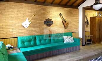 Imagem 2: Linda Casa com 4 qtos/suíte/2 vagas à venda, 207 m² por R$ 900.000 - Paineiras - Juiz de F