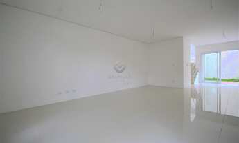 Imagem 7: Excelente sobrado novo, face leste/oeste no Mossunguê