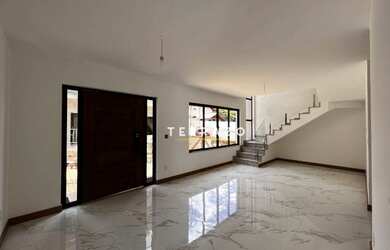 Imagem 3: Casa com 4 quartos à venda, 148 m² por R$ 1.090.000 - Várzea - Teresópolis/RJ