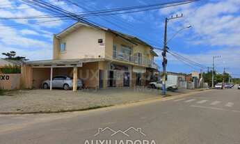 Imagem 2: Sobrado residêncial com salas comerciais e quitinetes