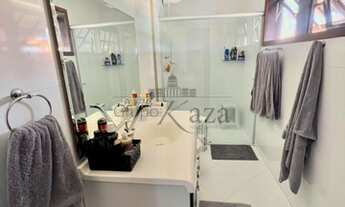 Imagem 2: Casa de condomínio sobrado para venda com 252 metros quadrados com 4 quartos