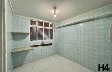 Imagem 5: H4 IMÓVEIS VENDE ÓTIMO APARTAMENTO NO PRIMEIRO ANDAR EM LOCALIZAÇÃO PRIVILEGIADA NO CENTRO