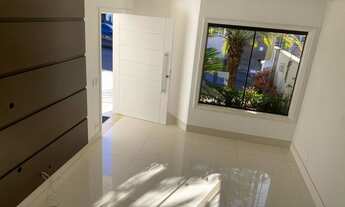 Imagem 5: Casa de condomínio sobrado para venda tem 214 metros quadrados com 3 quartos