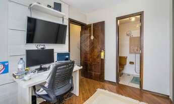 Imagem 7: Ótimo apartamento face norte no Bigorrilho, 3 quartos sendo uma suíte, 01 vaga de garagem