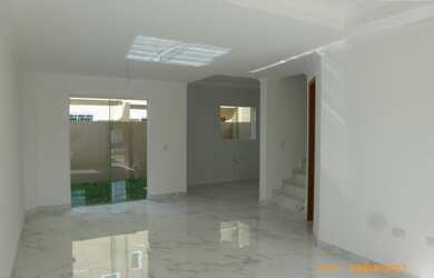 Imagem 5: SOBRADO A VENDA EM UBERABA, CURITIBA, A 200 METROS DA SALGADO FILHO E 270 DA COMENDADOR FR