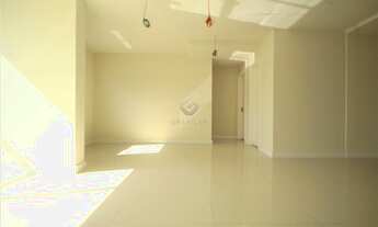 Imagem 3: Cobertura nova no Água Verde, próximo ao Condor e ao Clube Curitibano, face leste/norte