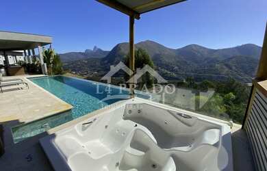 Imagem 3: Excepcional casa para venda em Itaipava, Petrópolis/RJ, com 6 suítes e piscina