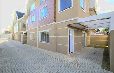 Imagem 2: Sobrado novo no Cajuru, com 125m², 3 quartos sendo uma suíte e 2 vagas de garagem